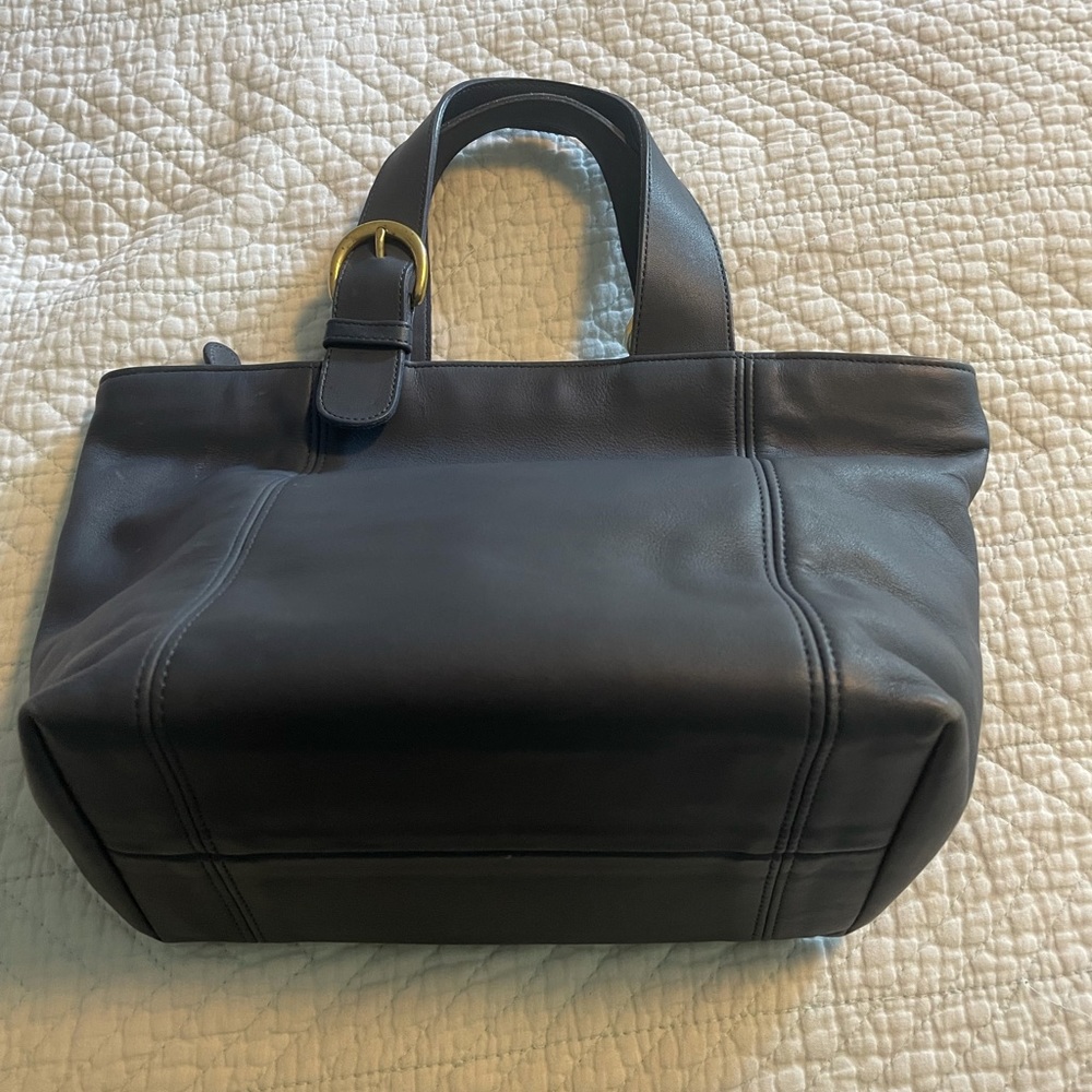 Vintage 4133 coach handbag